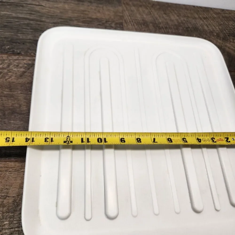 Rubbermaid vintage hard